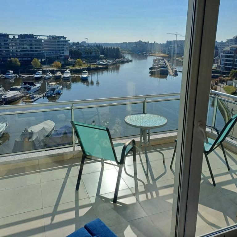 APART , DEPARTAMENTO CONDOMINIO BAHIA GRANDE NORDELTA, TIGRE , BALCÓN Y VISTA A LA BAHIA , PISCINA EXTERIOR OPCIONAL arancelada - Apartment with Lake View - 7