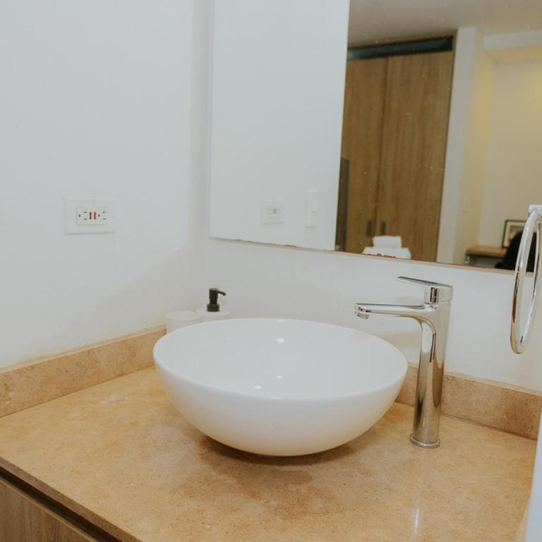 Moderno apartaestudio en La Candelaria, cerca de museos y universidades !!! - Apartamento de 1 dormitorio - 5