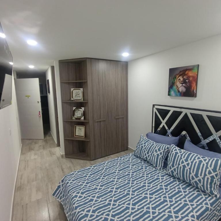 Apartaestudio amoblado, Edificio Avanzzare T2-701 - Apartamento de 1 dormitorio - 2