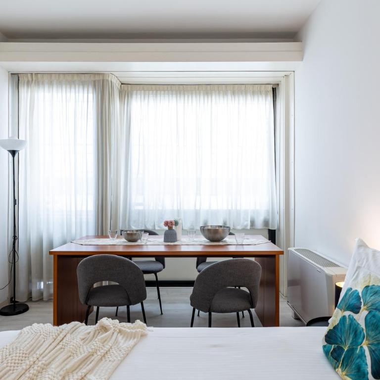 BePlace Apartments in Duomo - Monolocale Triplo Standard - 4