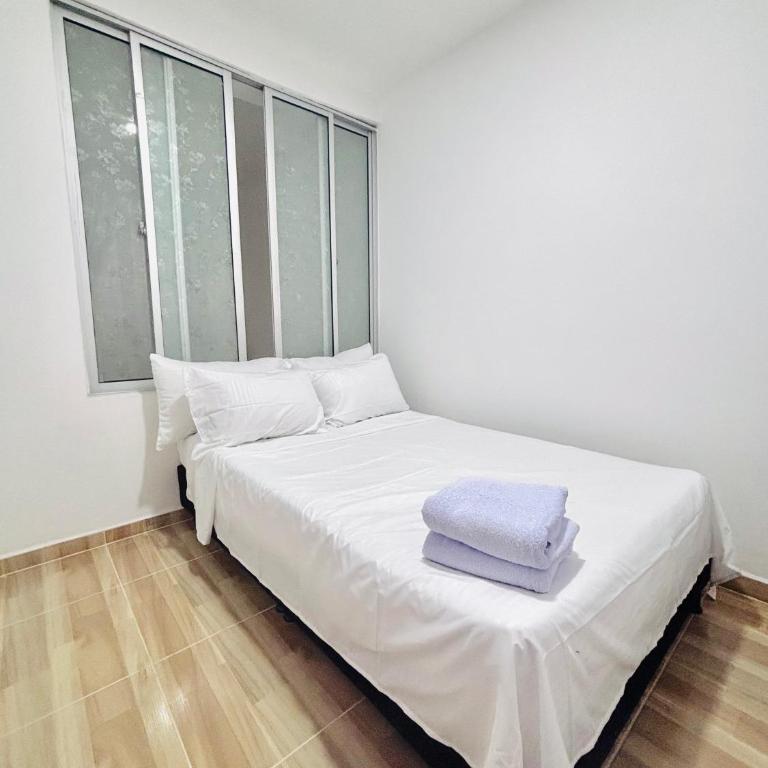 Alojamiento a 10 minutos del complejo acuático - Piscinas olímpicas de Ibagué - Apartamento de 3 dormitorios - 6