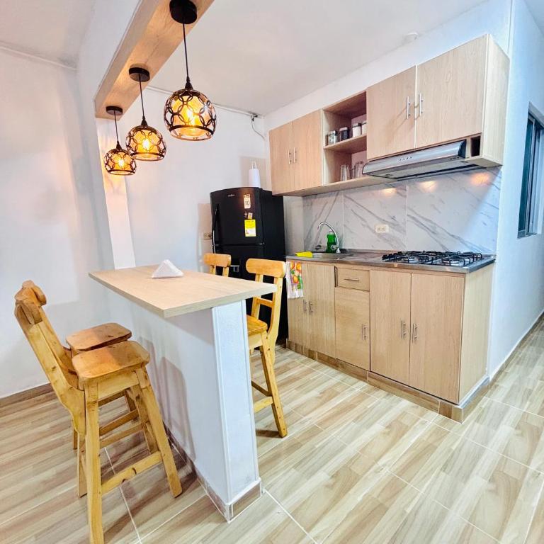 Alojamiento a 10 minutos del complejo acuático - Piscinas olímpicas de Ibagué - Apartamento de 3 dormitorios - 3