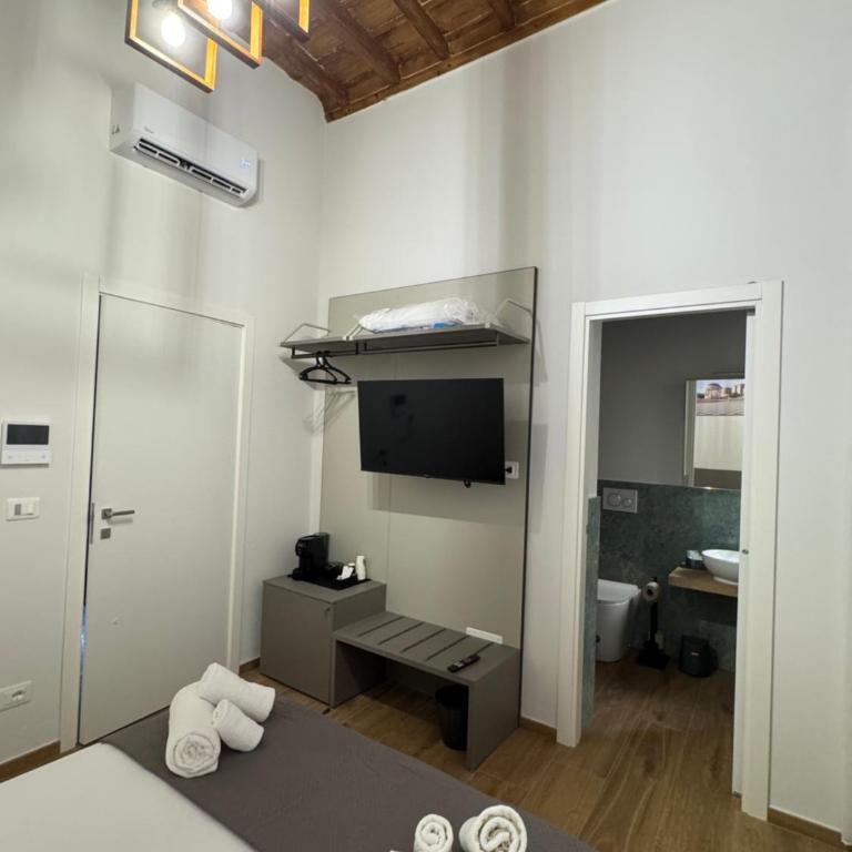 San Giovanni Rooms Livorno - Double Room with Private Bathroom - 30