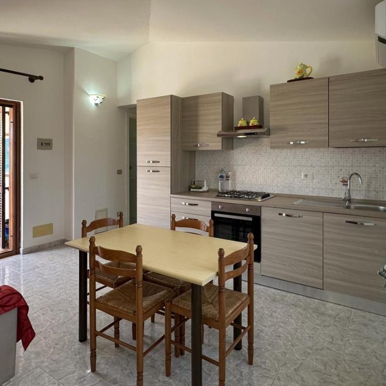 La Casa di Anna - Trilocale 6 posti letto San Teodoro - Two-Bedroom Apartment with Terrace - 3