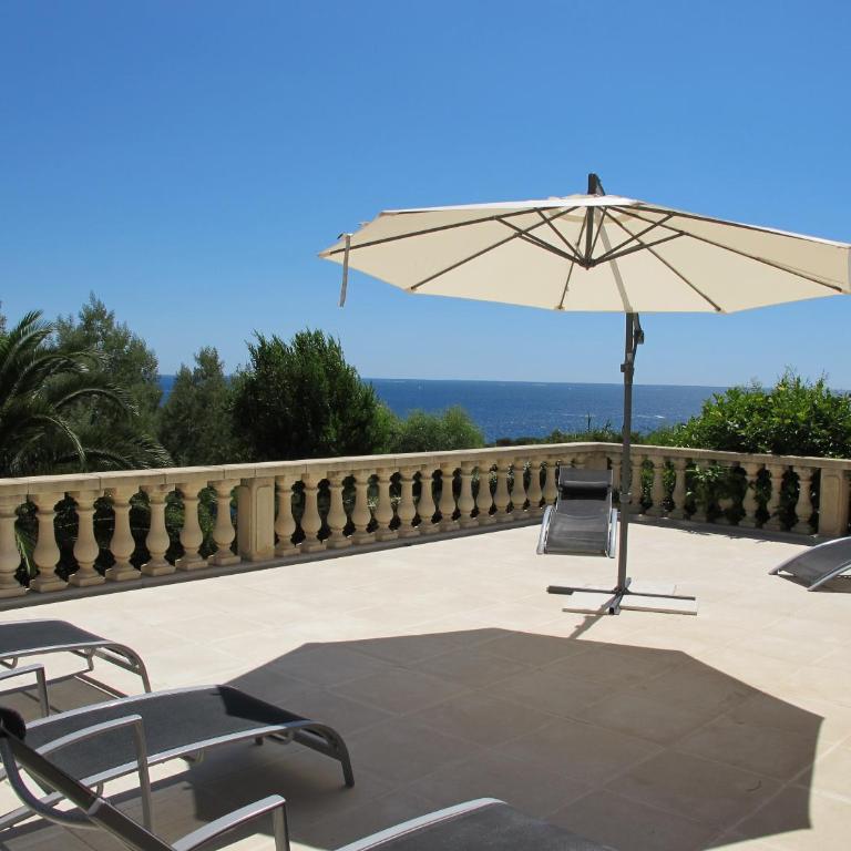 Villa La Pinède Les Issambres Golf de Saint Tropez - Vue mer panoramique de la piscine - Villa - 2