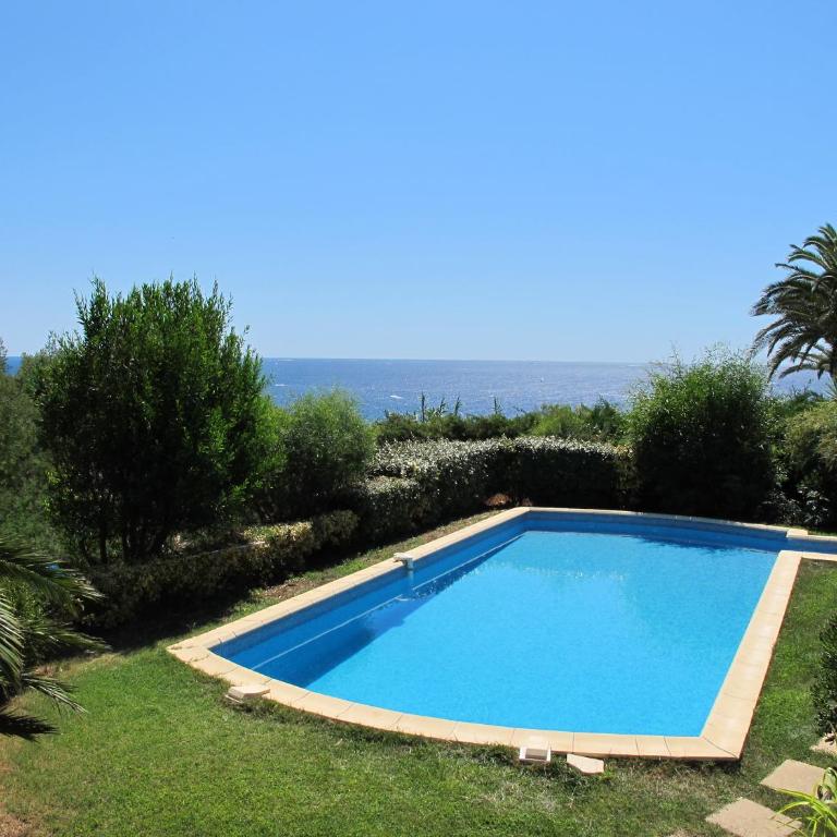 Villa La Pinède Les Issambres Golf de Saint Tropez - Vue mer panoramique de la piscine - Villa - 8