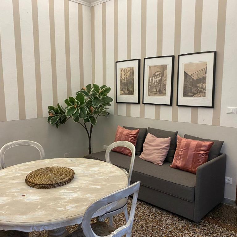 Proconsolo 9S - Two-Bedroom Apartment - 9