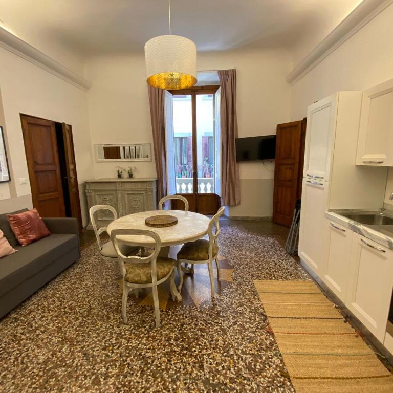 Proconsolo 9S - Two-Bedroom Apartment - 8
