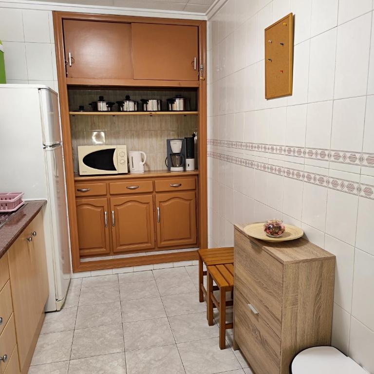 Cozy retreat with Green Terrace and Balcony Access - Apartamento de 2 dormitorios - 9