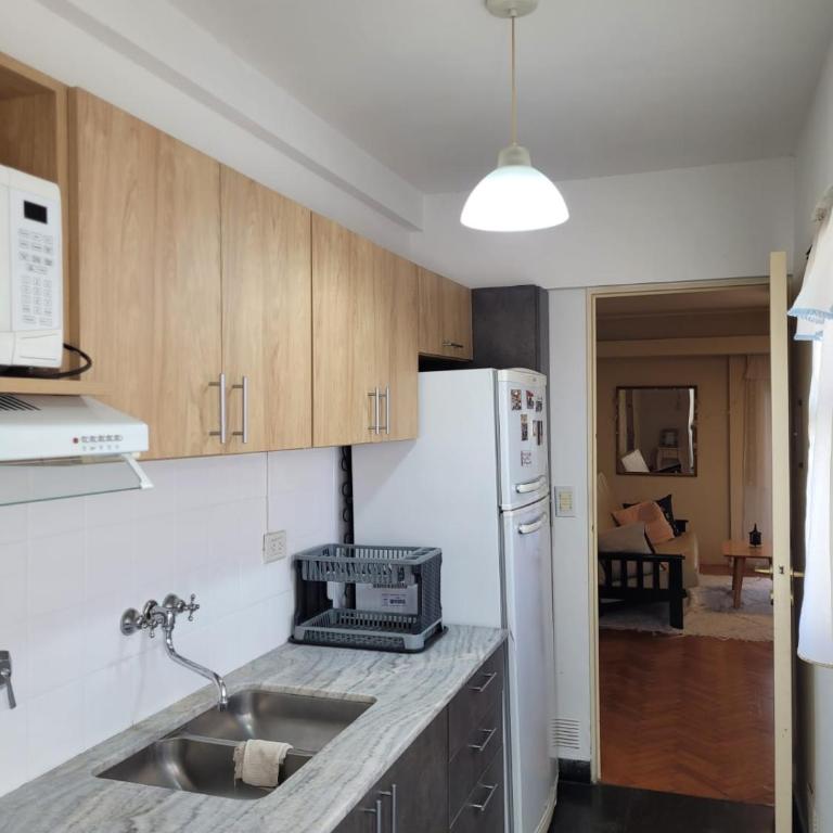 Departamento frente a Iglesia Catedral y Monumento a la Bandera - One-Bedroom Apartment - 17
