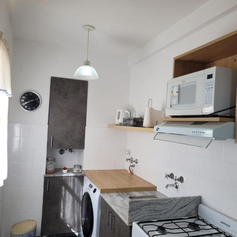 Departamento frente a Iglesia Catedral y Monumento a la Bandera - One-Bedroom Apartment - 22