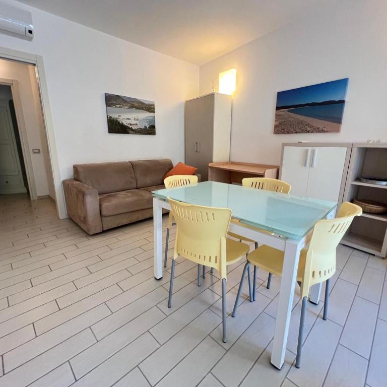 La chiocciola Villasimius appartamento confort, parking gratuito, fronte bus Arst, navetta mare e postazione noleggio monopattini elettrici - One-Bedroom Apartment - 3