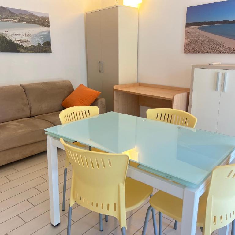 La chiocciola Villasimius appartamento confort, parking gratuito, fronte bus Arst, navetta mare e postazione noleggio monopattini elettrici - One-Bedroom Apartment - 5