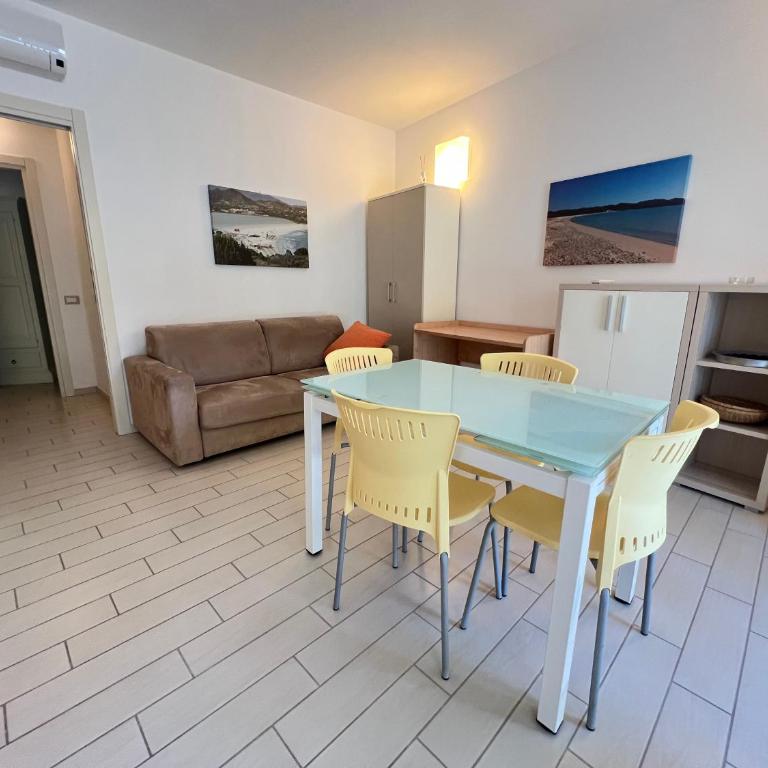 La chiocciola Villasimius appartamento confort, parking gratuito, fronte bus Arst, navetta mare e postazione noleggio monopattini elettrici - One-Bedroom Apartment - 23