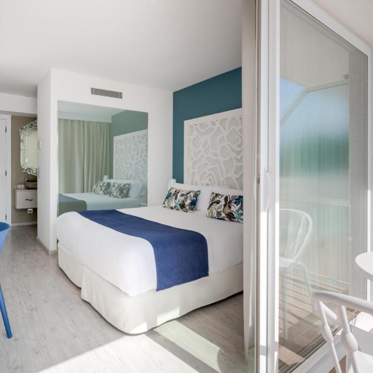 Hotel Planamar by Escampa Hotels - Habitación Doble con balcón y vistas frontales al mar - 5