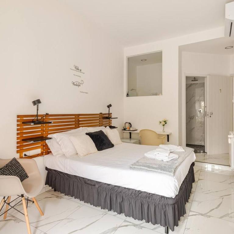 B&Baldo Vatican - Double Room with Balcony - 3