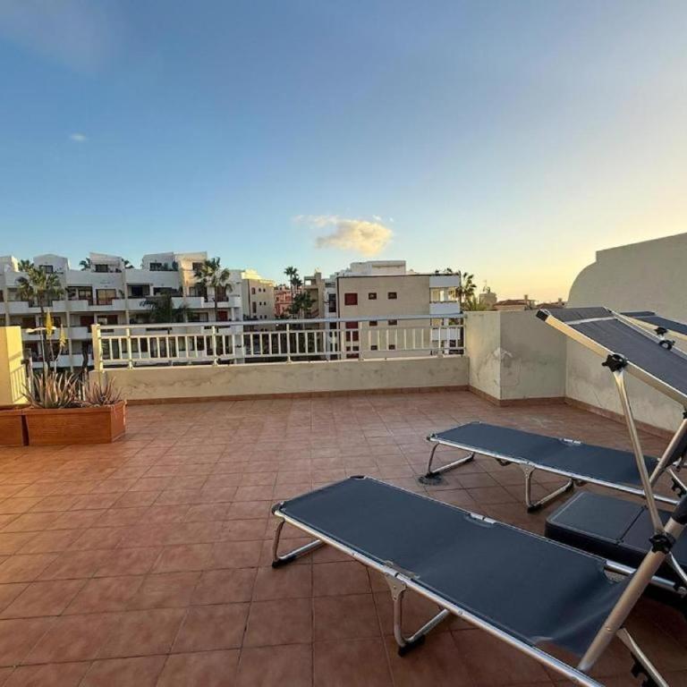 Stylish Palm Mar Apartment with Sunny Terrace BRAVO's House - Appartement 1 Chambre avec Terrasse - 8