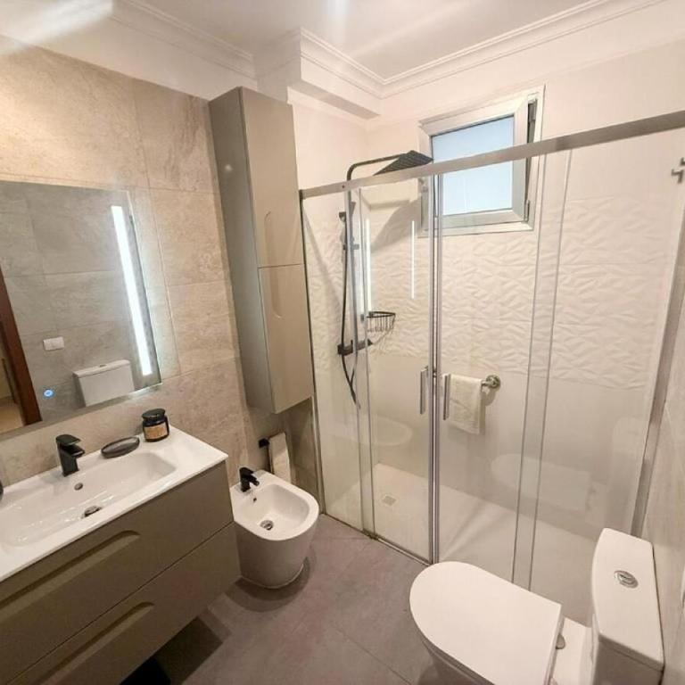 Stylish Palm Mar Apartment with Sunny Terrace BRAVO's House - Appartement 1 Chambre avec Terrasse - 6