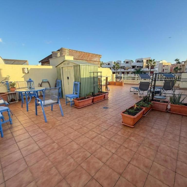 Stylish Palm Mar Apartment with Sunny Terrace BRAVO's House - Appartement 1 Chambre avec Terrasse - 18