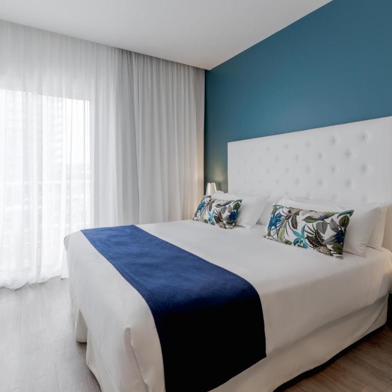 Hotel Planamar by Escampa Hotels - Habitación Doble con balcón y vistas laterales al mar - 4