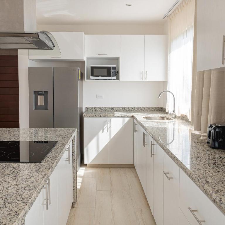 Penthouse Blue Luxury Kukulkan - Two-Bedroom Apartment with Balcony and Terrace - 3