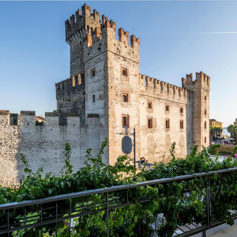 Syrmioncello - Castle Lounge - Apartment with Sauna and Spa - 3