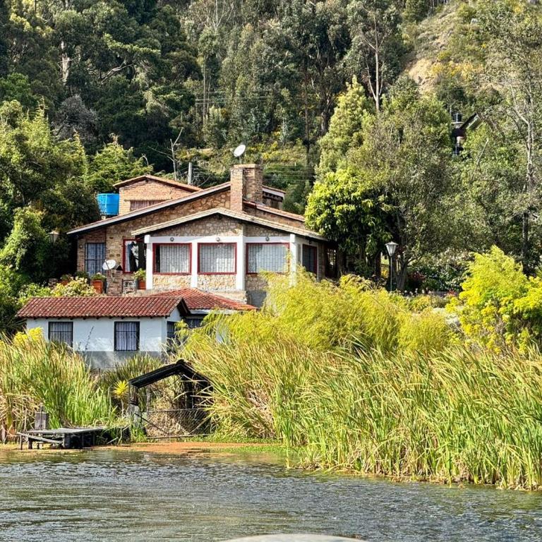 Lago de tota, TOTA PULCHRA - Casa de 8 dormitorios - 2