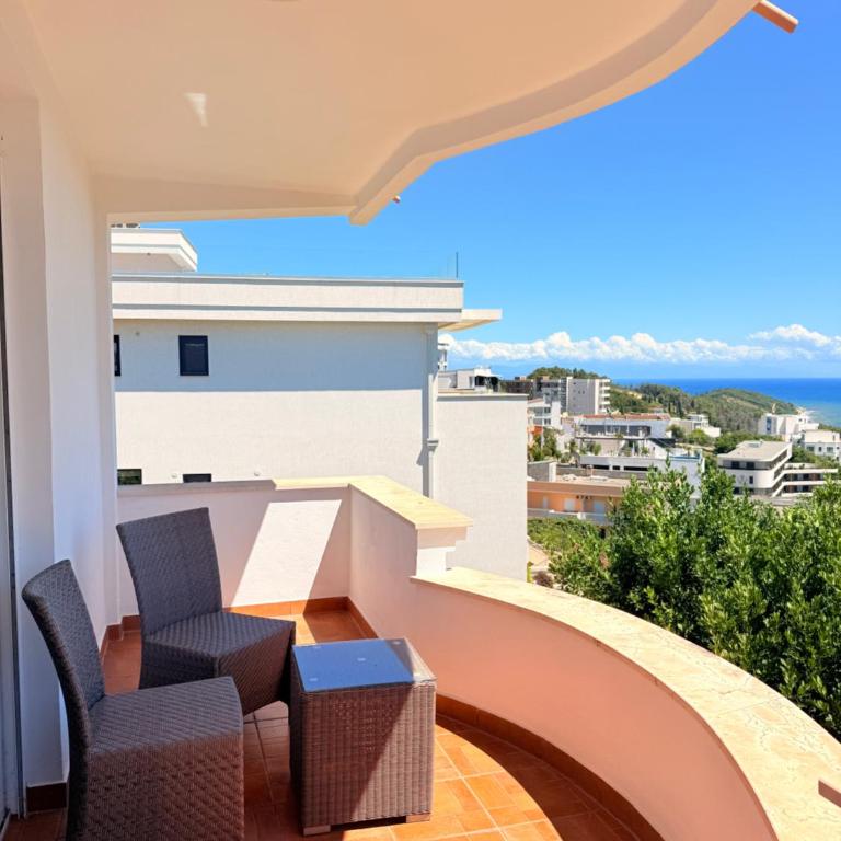 Velic - One-Bedroom Apartment - 2