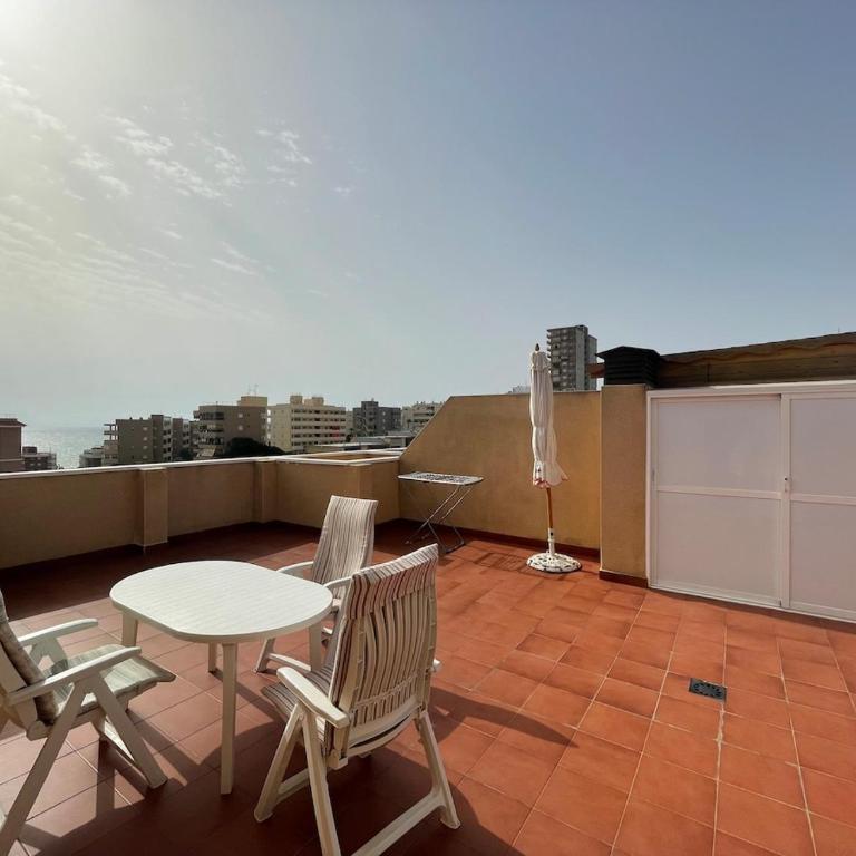 Atico con vistas a la playa - Apartamento de 2 dormitorios - 1