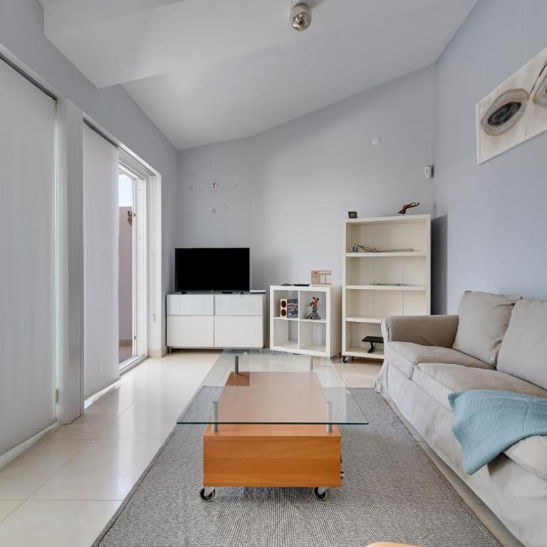 Vivelorural Club 14, terraza y piscina - Bungalow de 2 dormitorios - 16