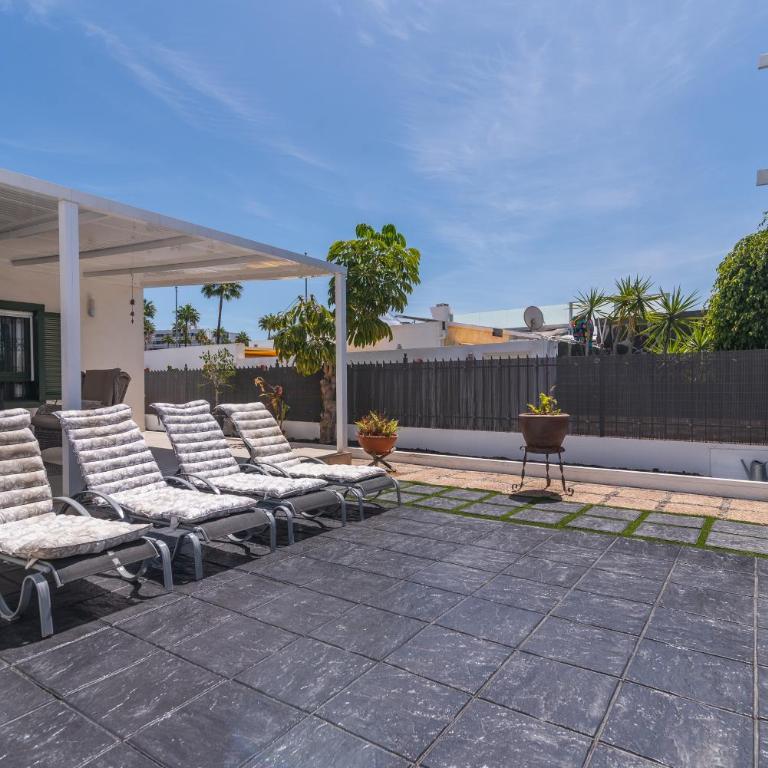 Vivelorural Club 14, terraza y piscina - Bungalow de 2 dormitorios - 20