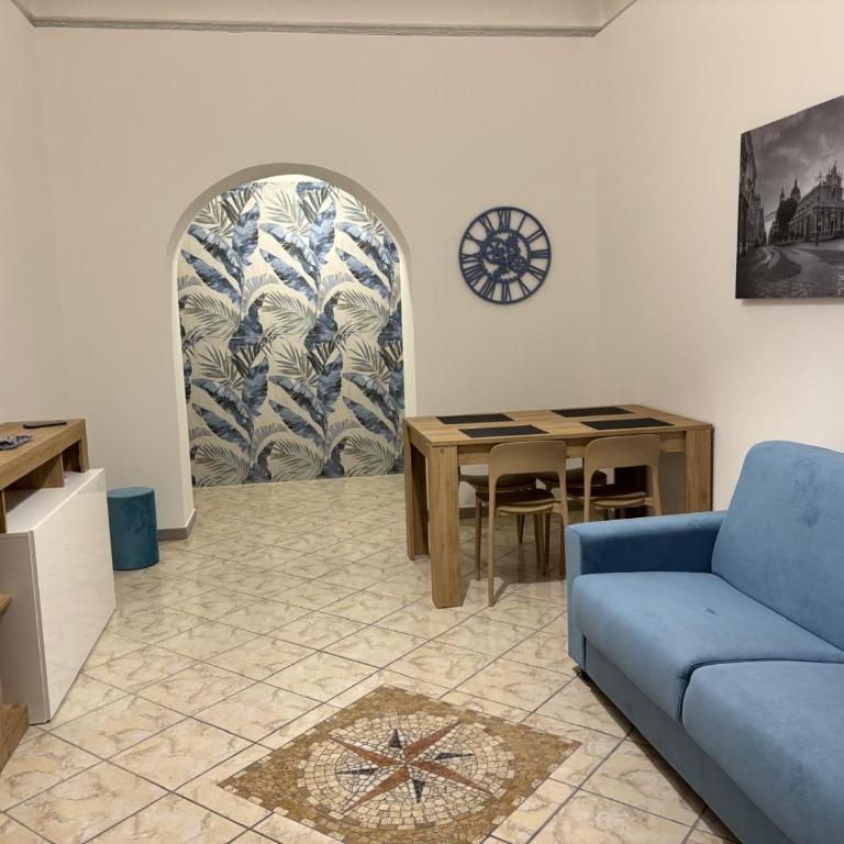 M&M House-Terra di Mari, Terra di Santi - Appartamento - 1