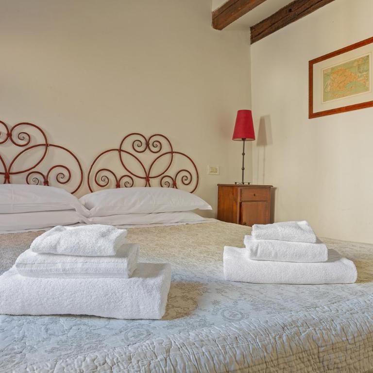 Vip Venice Apartments and Rooms Rialto Bridge - Ampia Camera Matrimoniale - 4