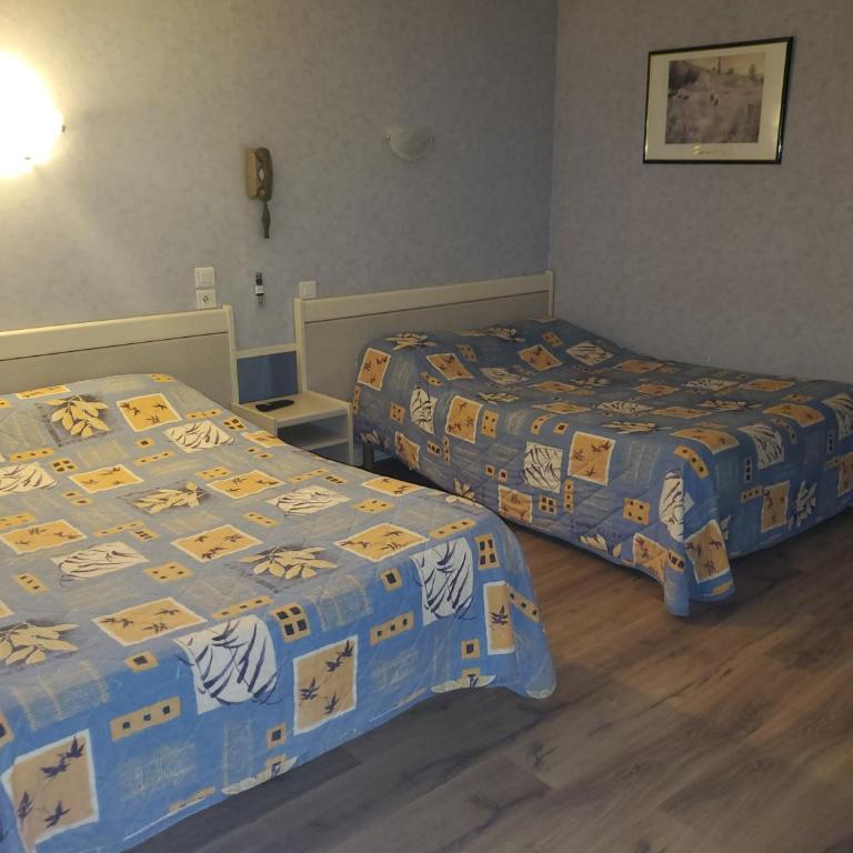 Hotel des Voyageurs - Chambre Quadruple - 3