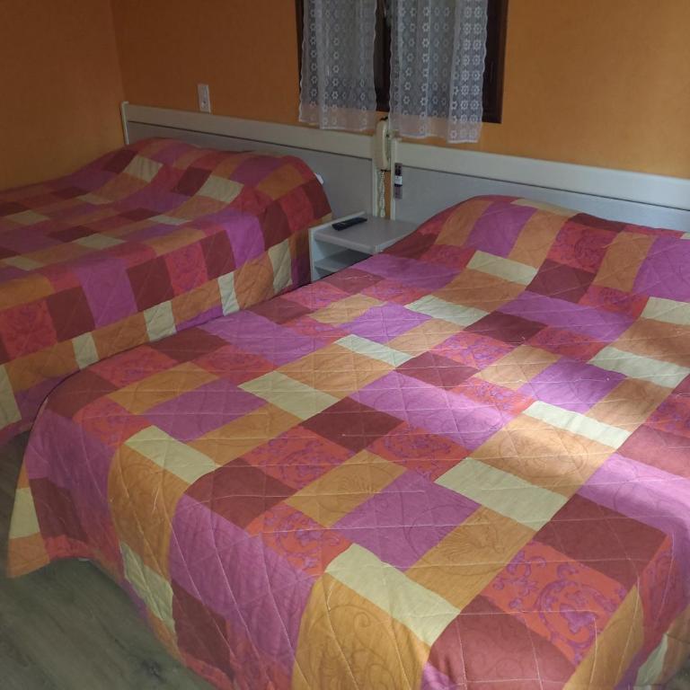 Hotel des Voyageurs - Chambre Quadruple - 4