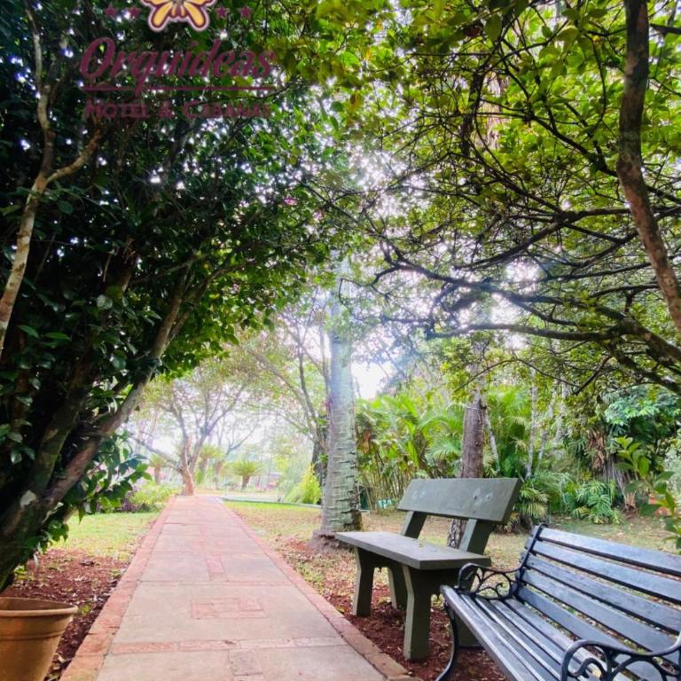 Orquideas Hotel & Cabañas - Family Room with Garden View - 2