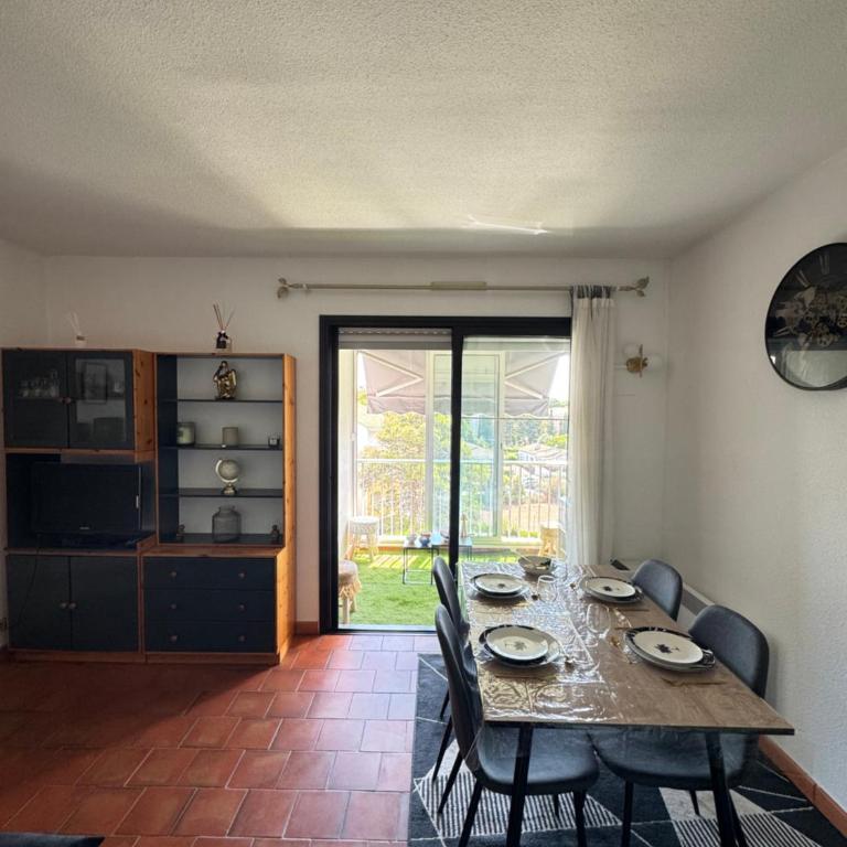 Studio dans résidence, piscine lagon, tennis et aire de jeux - Appartamento con Vista Giardino - 13