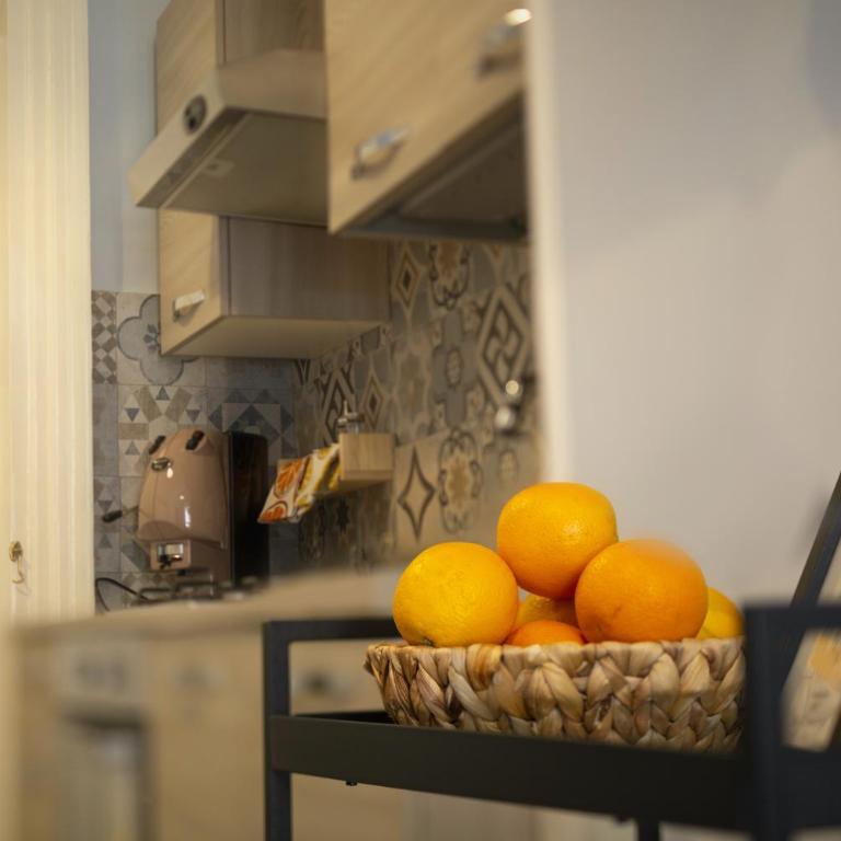 Ursino Stay - One-Bedroom House - 8