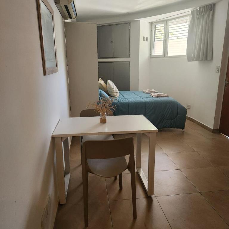 Parque España frente al río - One-Bedroom Apartment - 5