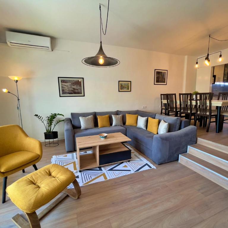 Sarajevo City Oasis - Three-Bedroom Home - 8