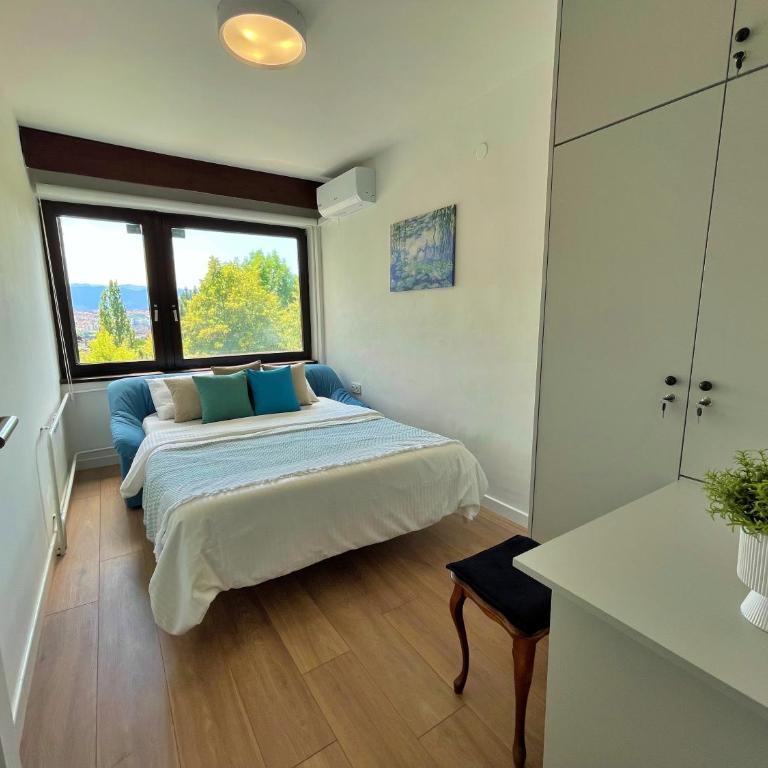 Sarajevo City Oasis - Three-Bedroom Home - 12