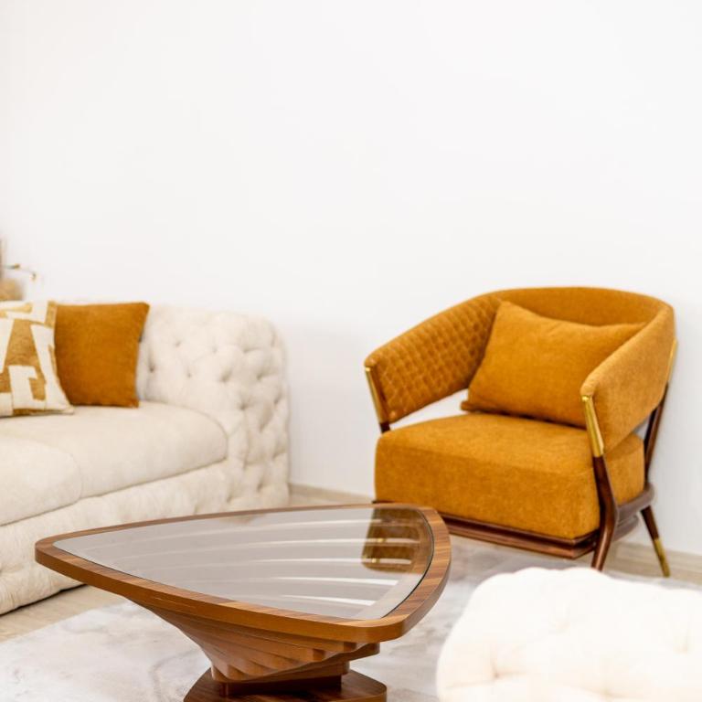 Apartman Nur with garden - Three-Bedroom Superior Apartment - 12