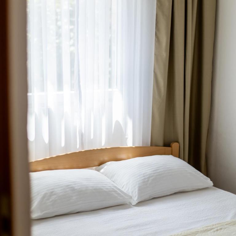 Apartman Nur with garden - Three-Bedroom Superior Apartment - 28