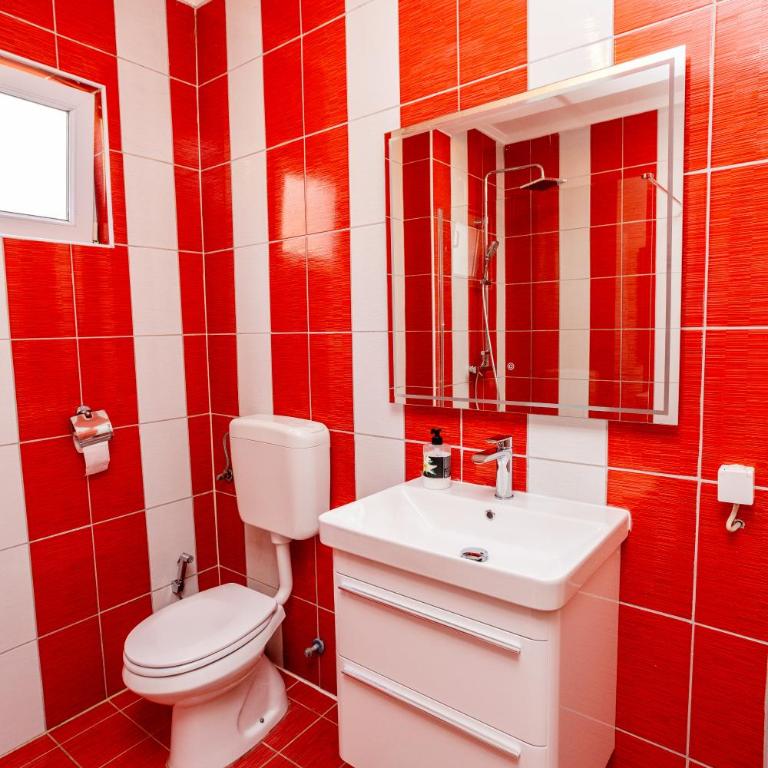 Apartman Nur with garden - Three-Bedroom Superior Apartment - 33