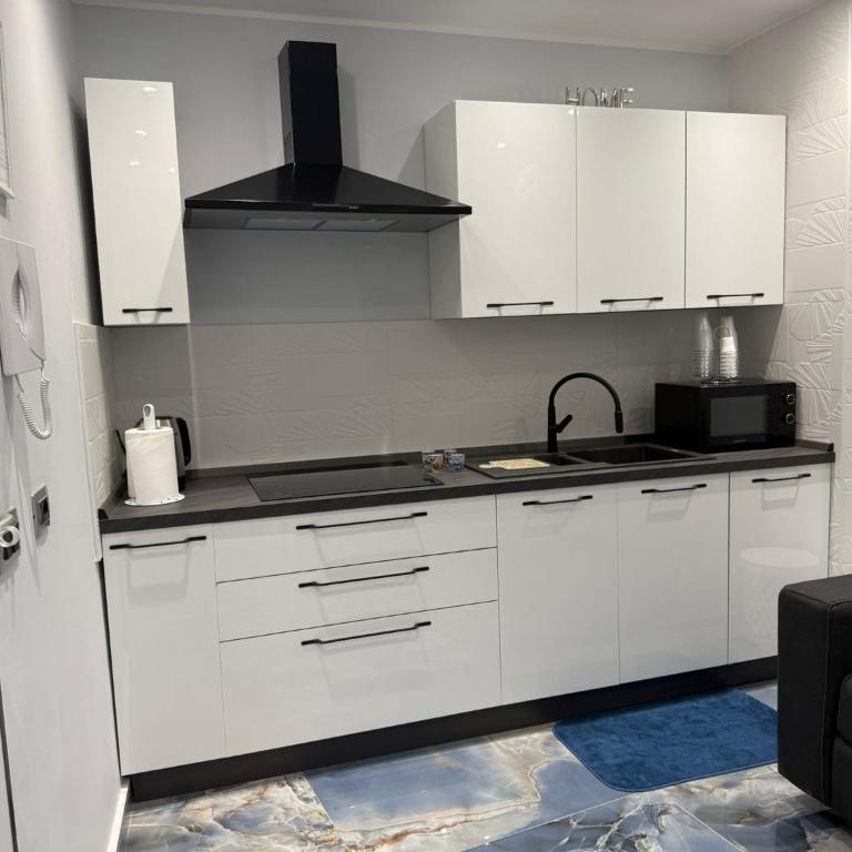 Naomi Luxury Home 3 - One-Bedroom Apartment - 3