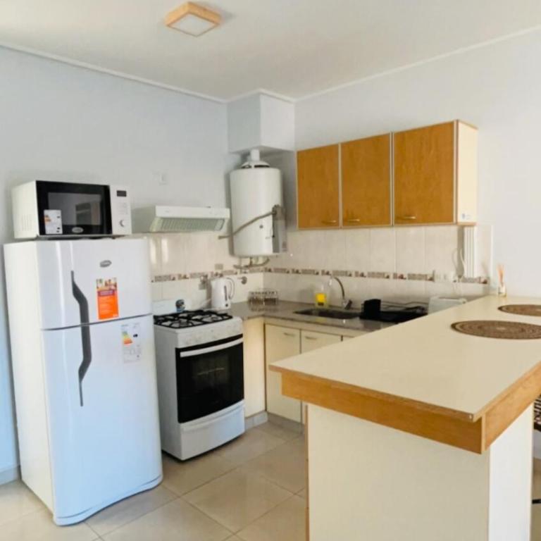 Departamento luminoso al frente Bahía Blanca - Apartamento de 1 dormitorio - 21