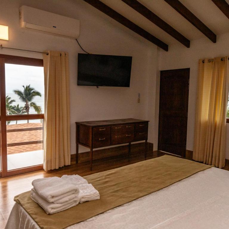 Costa Beach - King Room with Sea View - 13