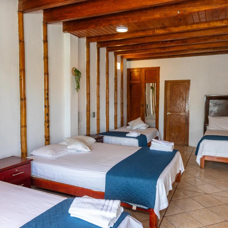 Costa Beach - Family Room with Sea View - 9