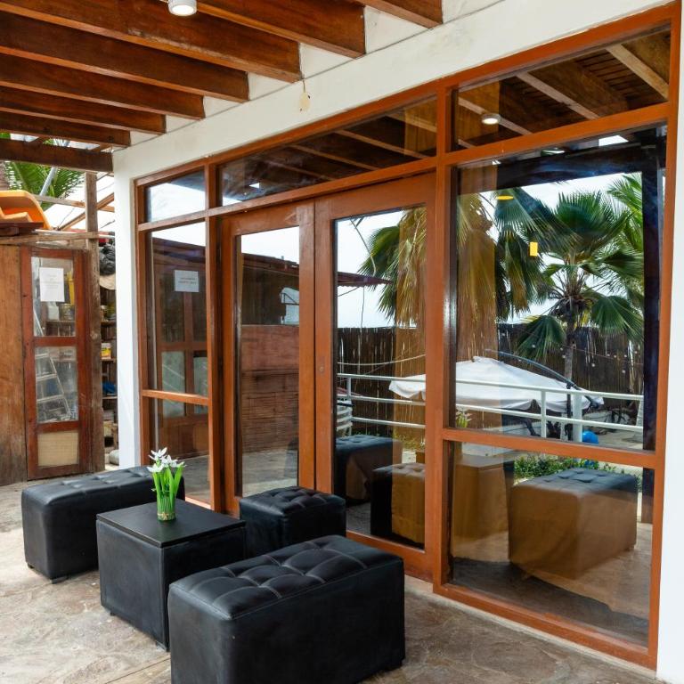 Costa Beach - Family Room with Sea View - 14