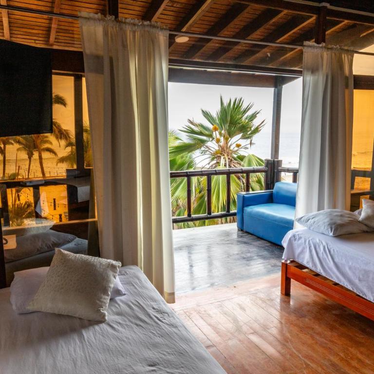 Costa Beach - Family Room with Sea View - 20